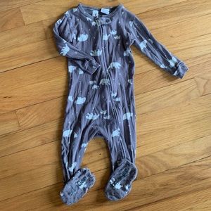 Super soft Baby gap footed pajamas